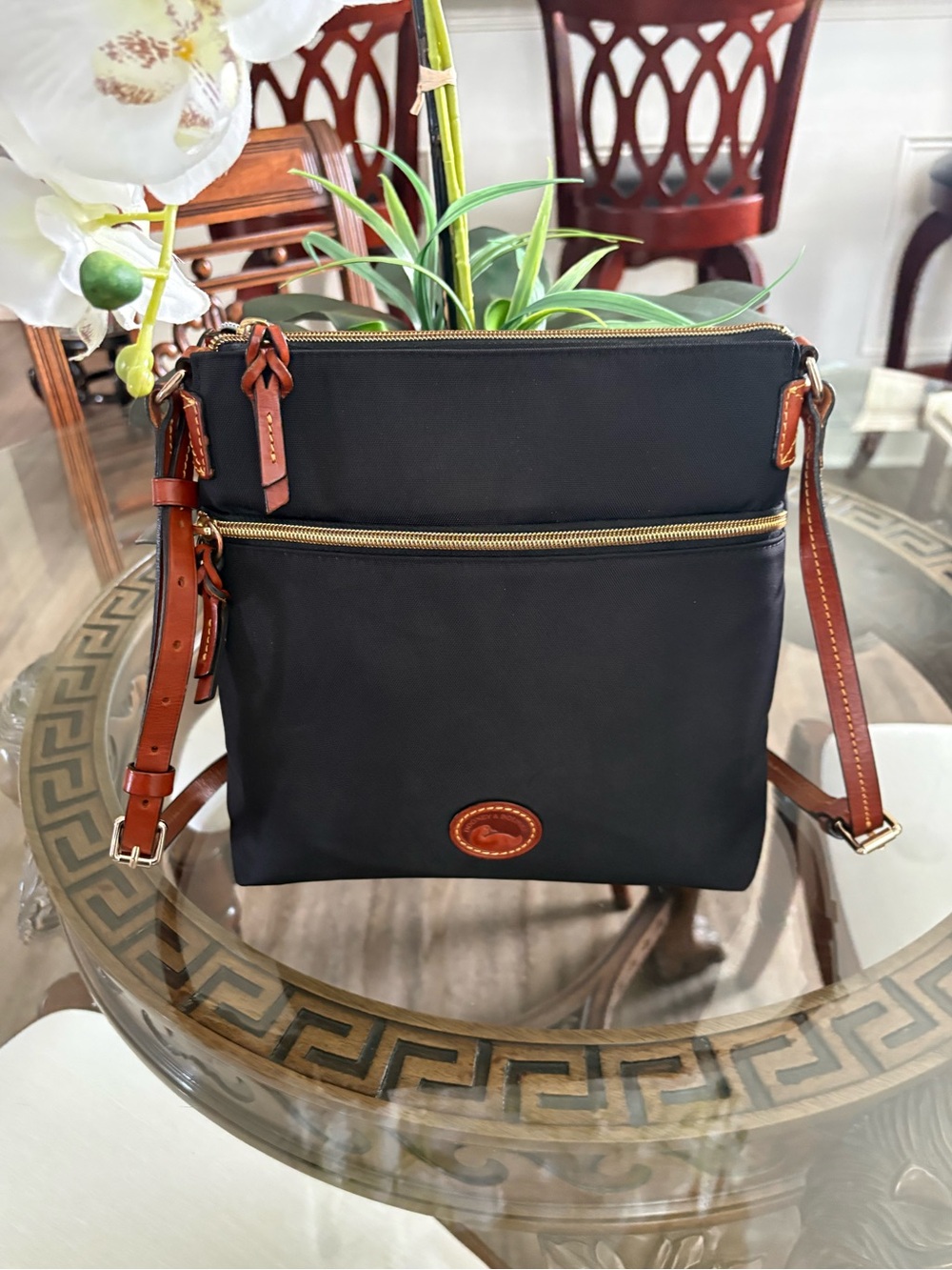 🖤🖤DOONEY & BOURKE BLACK NYLON CROSSBODY BAG WITH LEATHER TRIM!🖤🖤